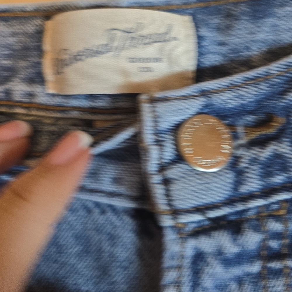 Universal Thread High Rise super Wide leg size 12 - Picture 5 of 8